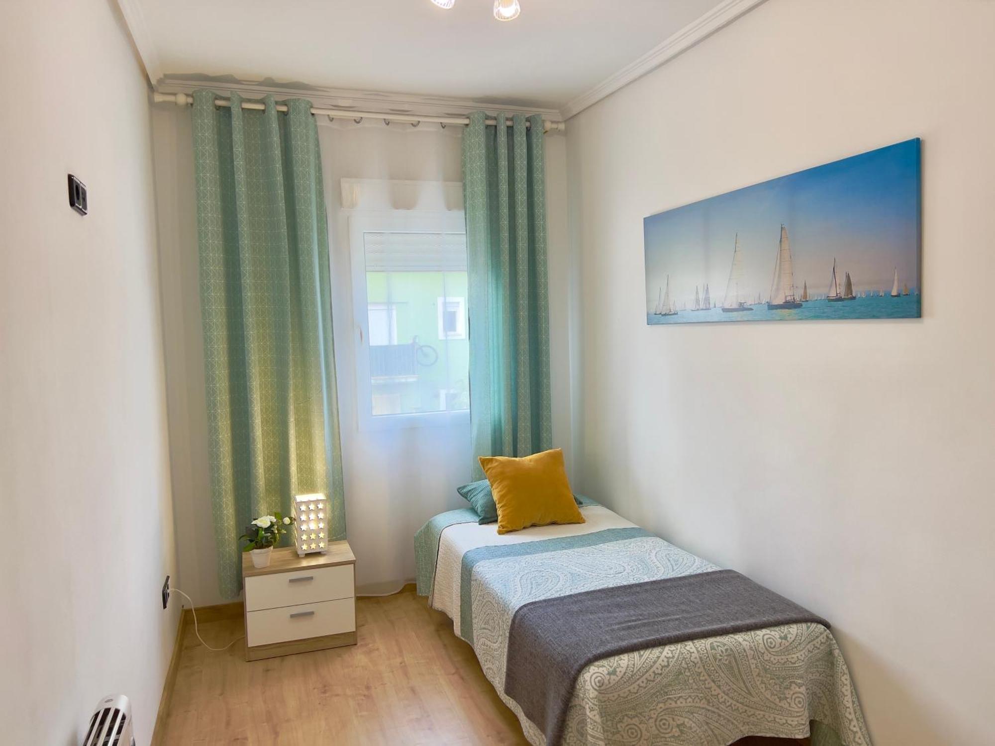 Cozy Apartment In Valencia! Wi-Fi ! Bagian luar foto