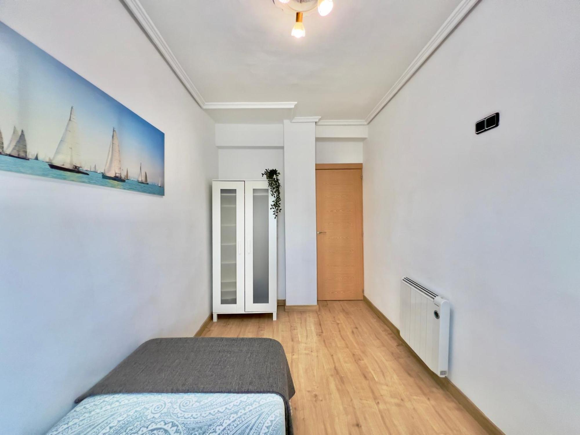 Cozy Apartment In Valencia! Wi-Fi ! Bagian luar foto