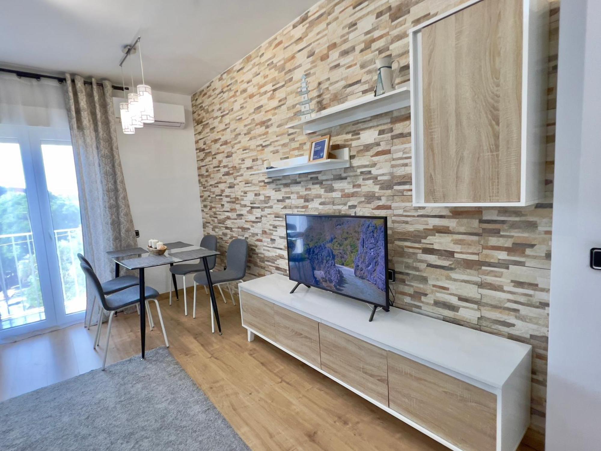 Cozy Apartment In Valencia! Wi-Fi ! Bagian luar foto