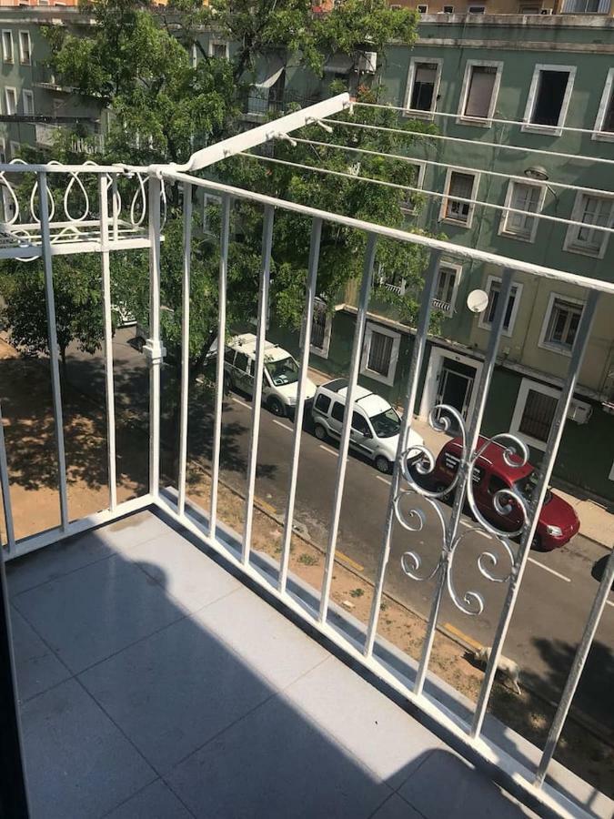 Cozy Apartment In Valencia! Wi-Fi ! Bagian luar foto